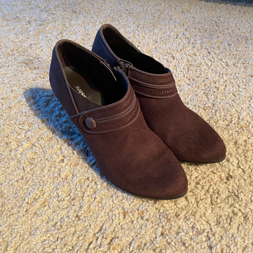 Brown xappeal heels